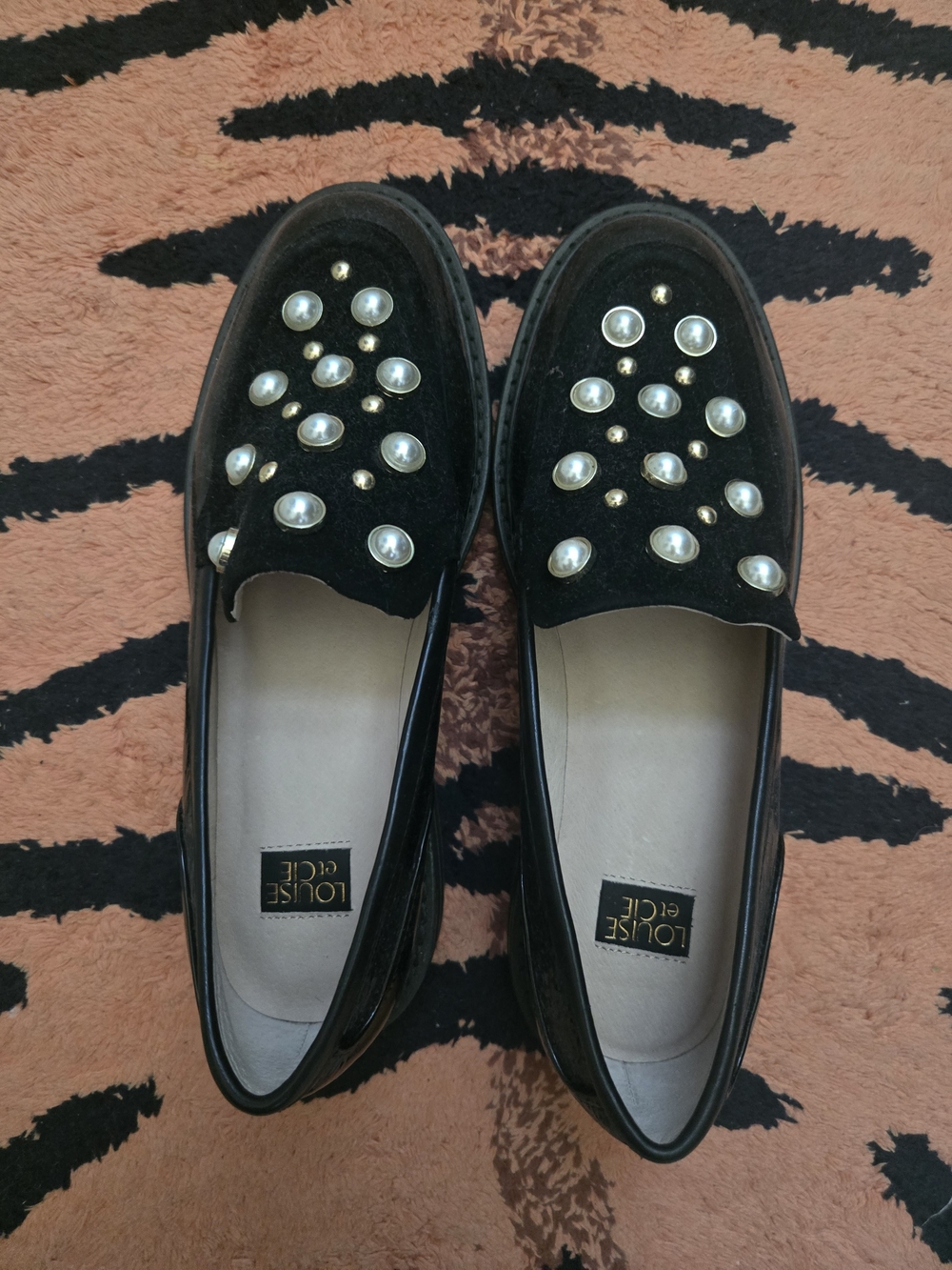 Louise et Cie Black Pearl-Embellished Velvet Loafers